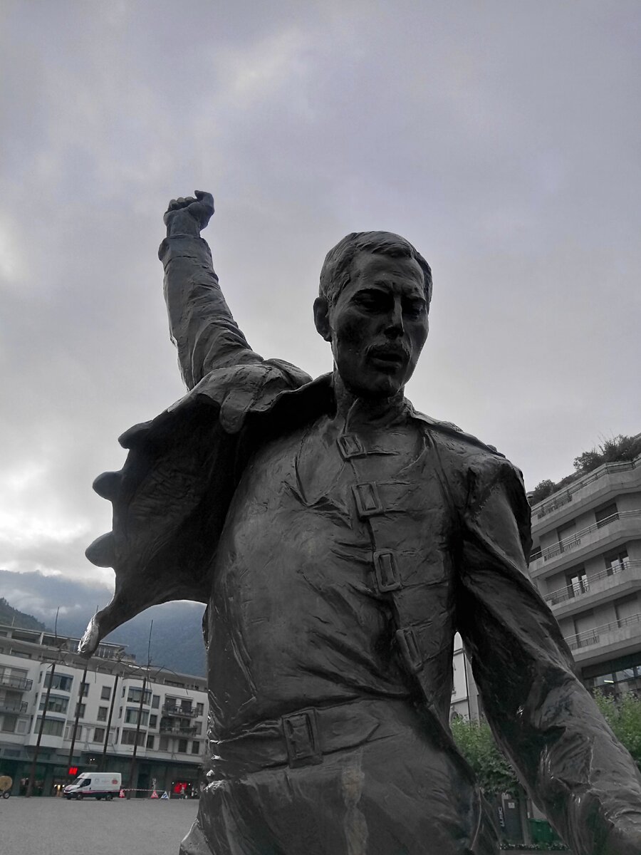 Монтрё, Швейцария