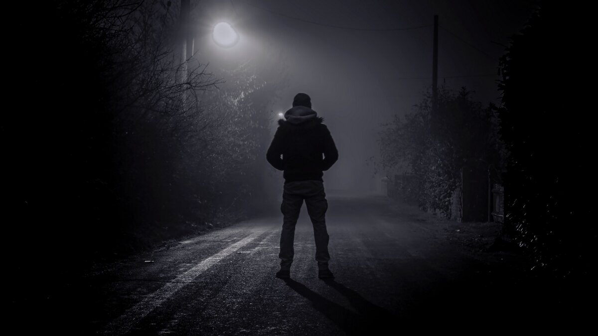 Ночью на улице НЛО