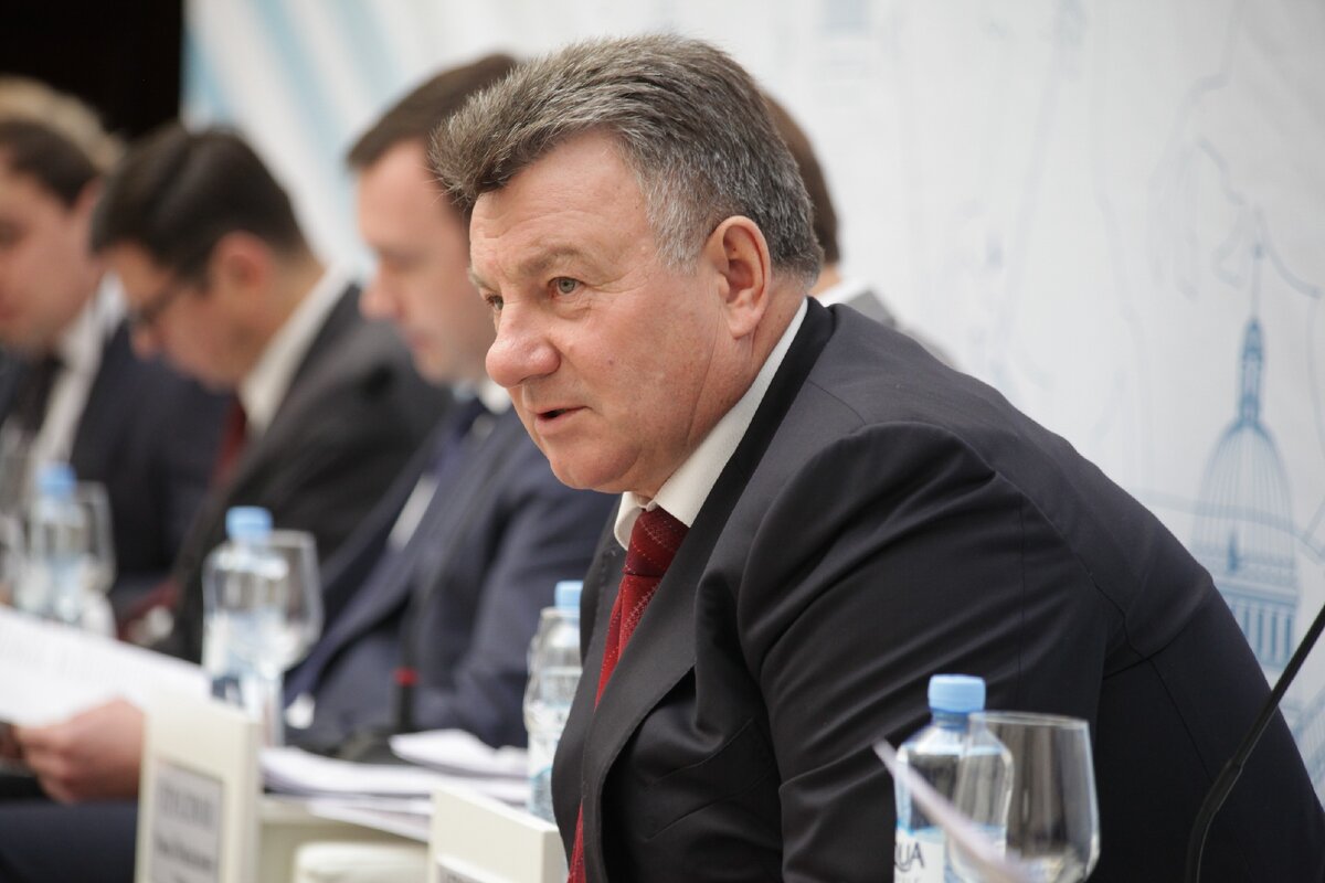 У Александра Абросимова, уполномоченного по защите прав предпринимателей в Петербурге, в связи в резким повышением штрафов прибавится работы.