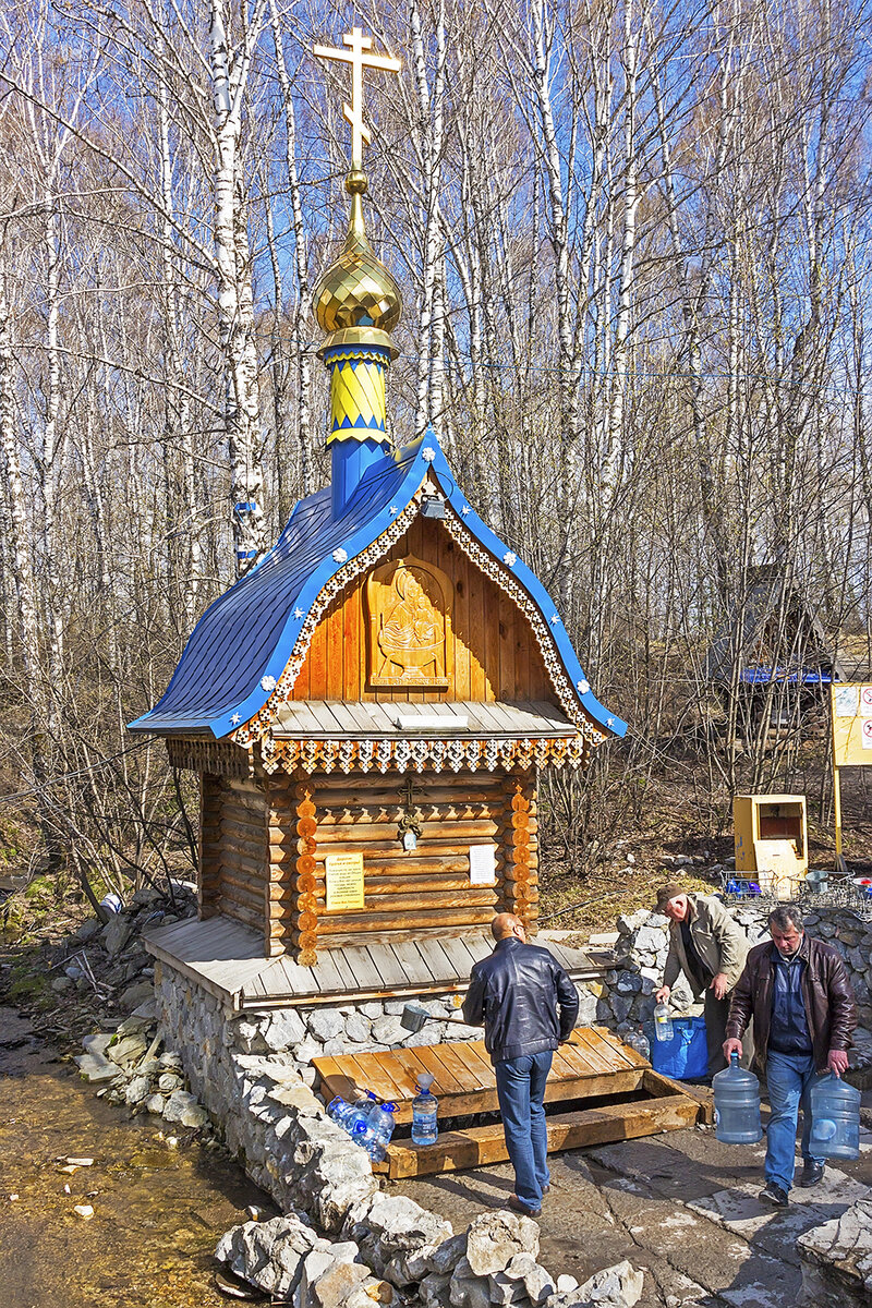 Святой источник ложок. Искитимский район Новосибирская область ложок Святой источник. Храм ложок Искитимский район. Святой ключ Искитим ложок. Искитимский район ложок Святой ключ.