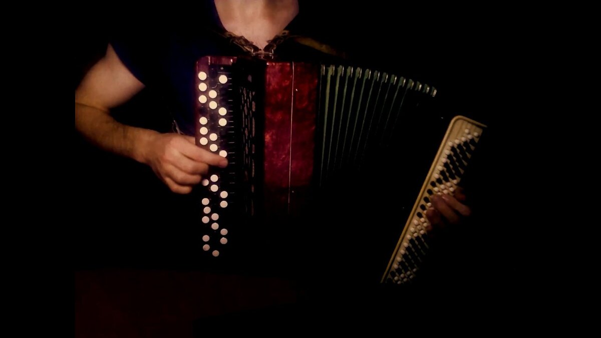 таксист-баянист...