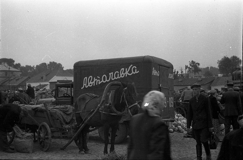 Автолавки в СССР - один из ярких признаков времени