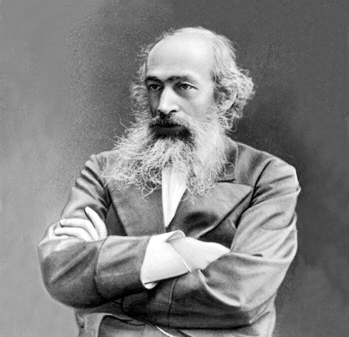 К.Н.Бестужев-Рюмин (1829-1897) — профессор русской истории Петербургского университета. В 1851 году окончил Московский университет, историко-филологический факультет. Докторская диссертация: «Состав русских летописей до конца XIV века». Член Археографической комиссии и Географического общества. Академик Петербургской Академии Наук. Труды: «Крещение Руси…», «Владимир Святой…», «Князь Владимир Всеволодович Мономах…», «Московское княжество…» и другие. Состоял в Петербургском Славянском комитете. 