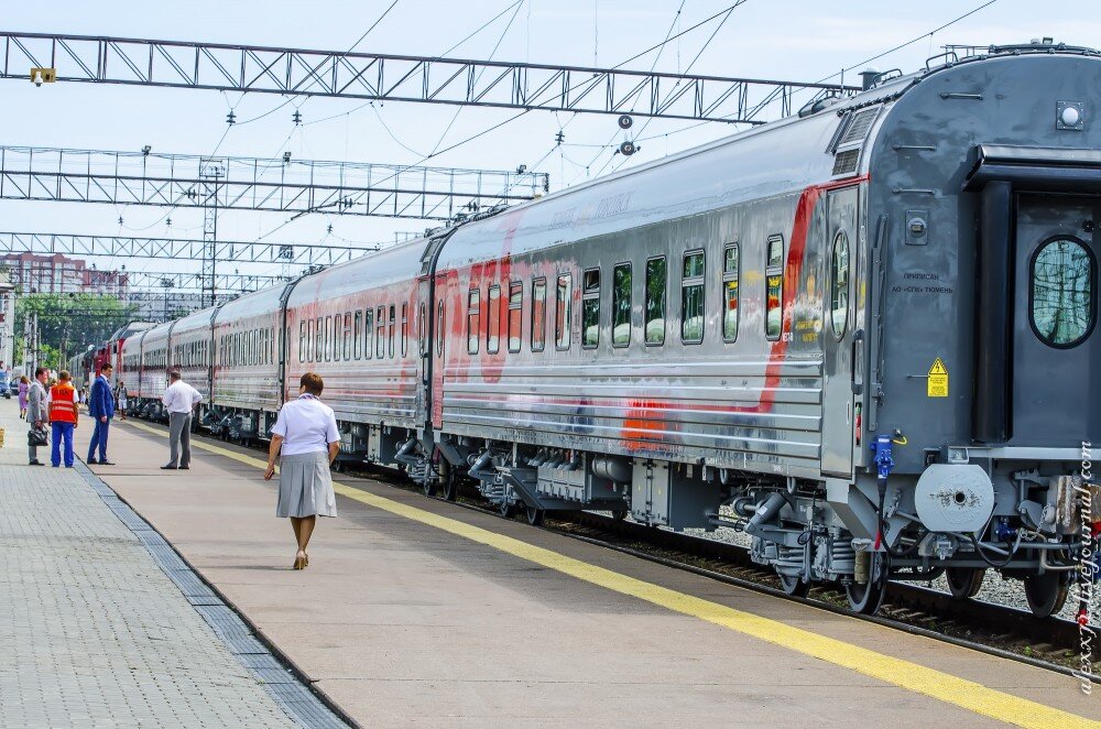 Махачкала тюмень. Электричка Тюмень Тобольск. РЖД Тобольск Тюмень электричка. Вагон Тюмень. Екатеринбург Тобольск вагоны.