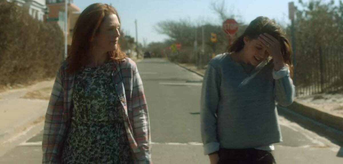 Профессор лингвистики Элис Хаулэнд преподаёт в Колумбийском университете. Ей 50 лет, она замужем, у неё трое взрослых детей. Её жизнь кардинально меняется после того, как у неё диагностируют раннюю стадию болезни Альцгеймера.