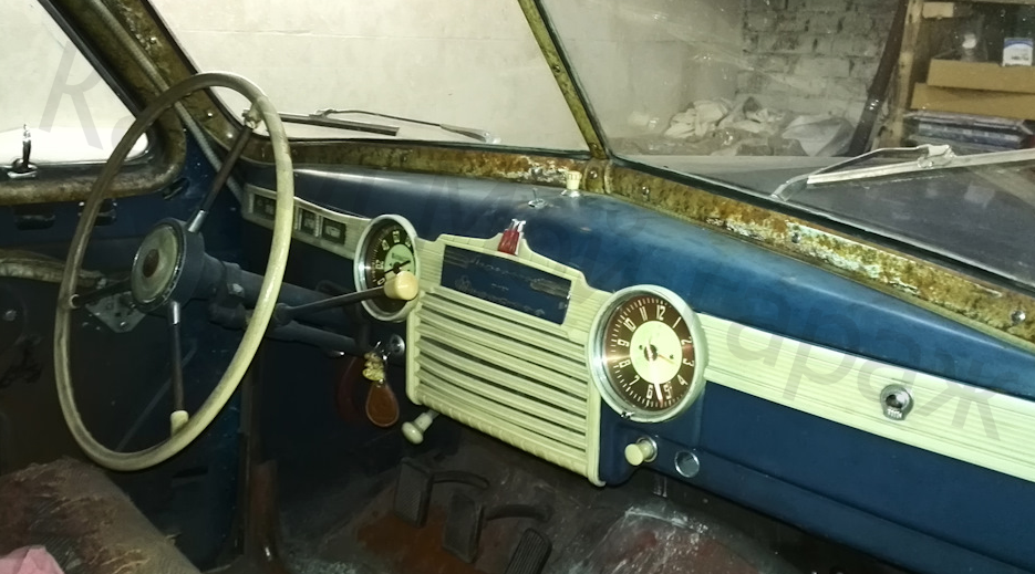 (вот так выглядел салон «Победы» до всех работ)