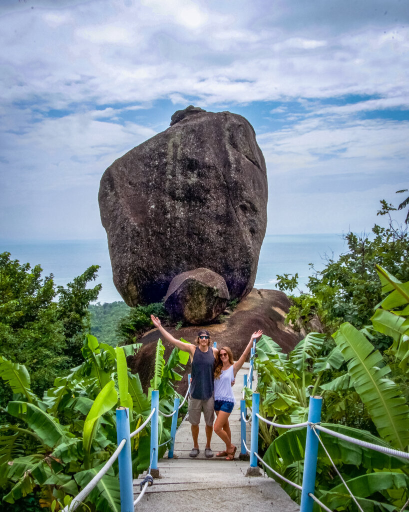 Пхукет самуи. Overlap Stone Самуи. Камень на горе Самуи. Пхукет, Самуи и Краби.