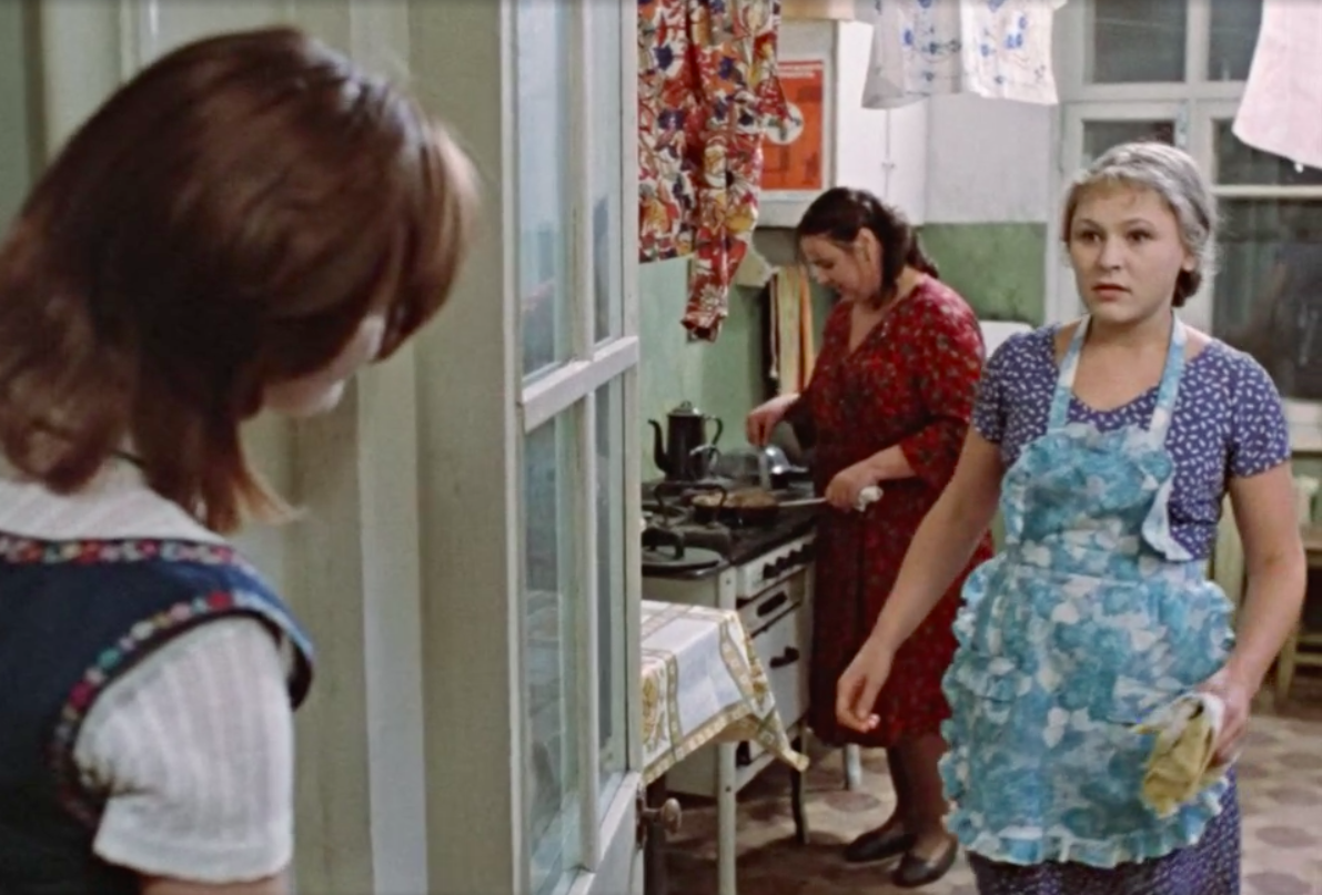 Реклама на домашнем москва слезам не верит. Москва слезам не верит (1979). Москва слезам не верит Коля.