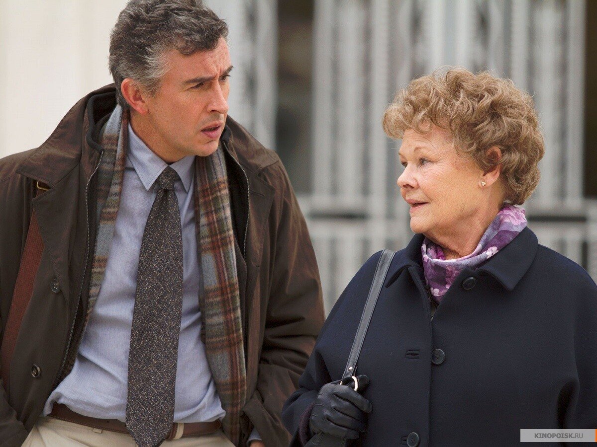 Мартин Сиксмит (Стив Куган) и Филомена Ли (Джуди Денч)