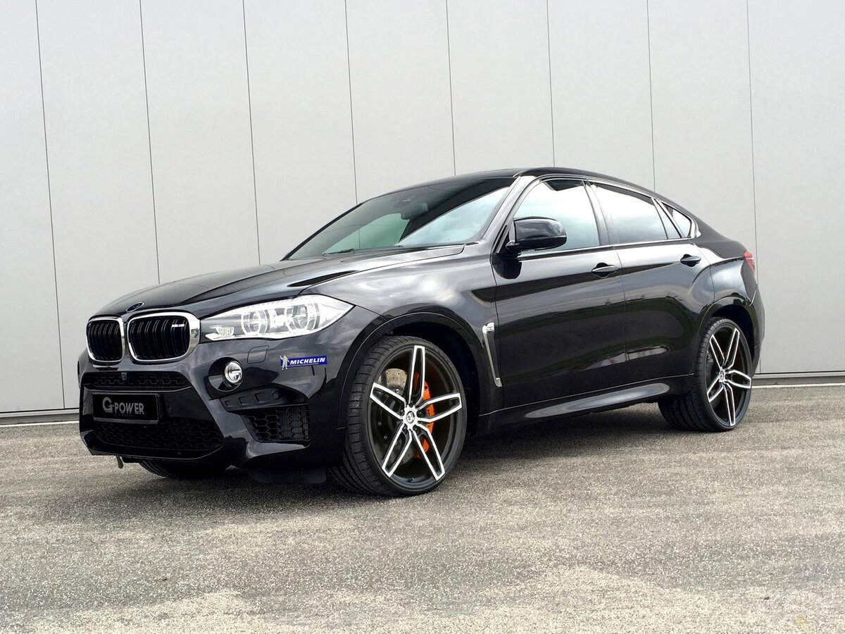 BMW X6 (вряд ли когда-то появится в каршеринге)