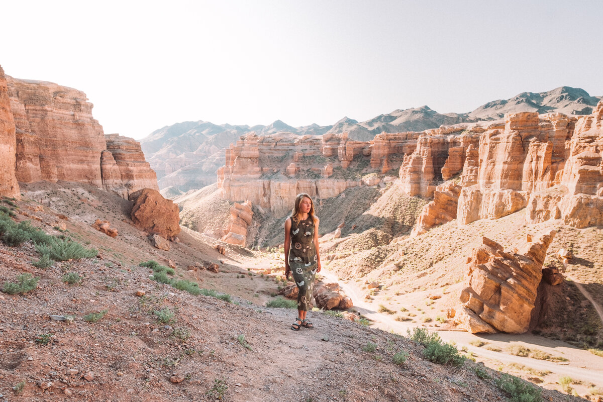 Исследую Чарынский каньон