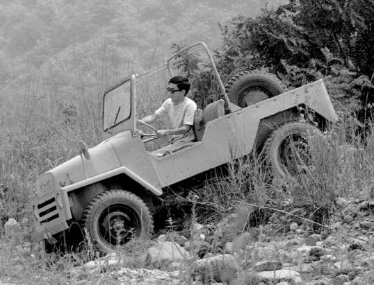 Hope Star ON 360 именно этот маленький джип был взят за основу Jimny