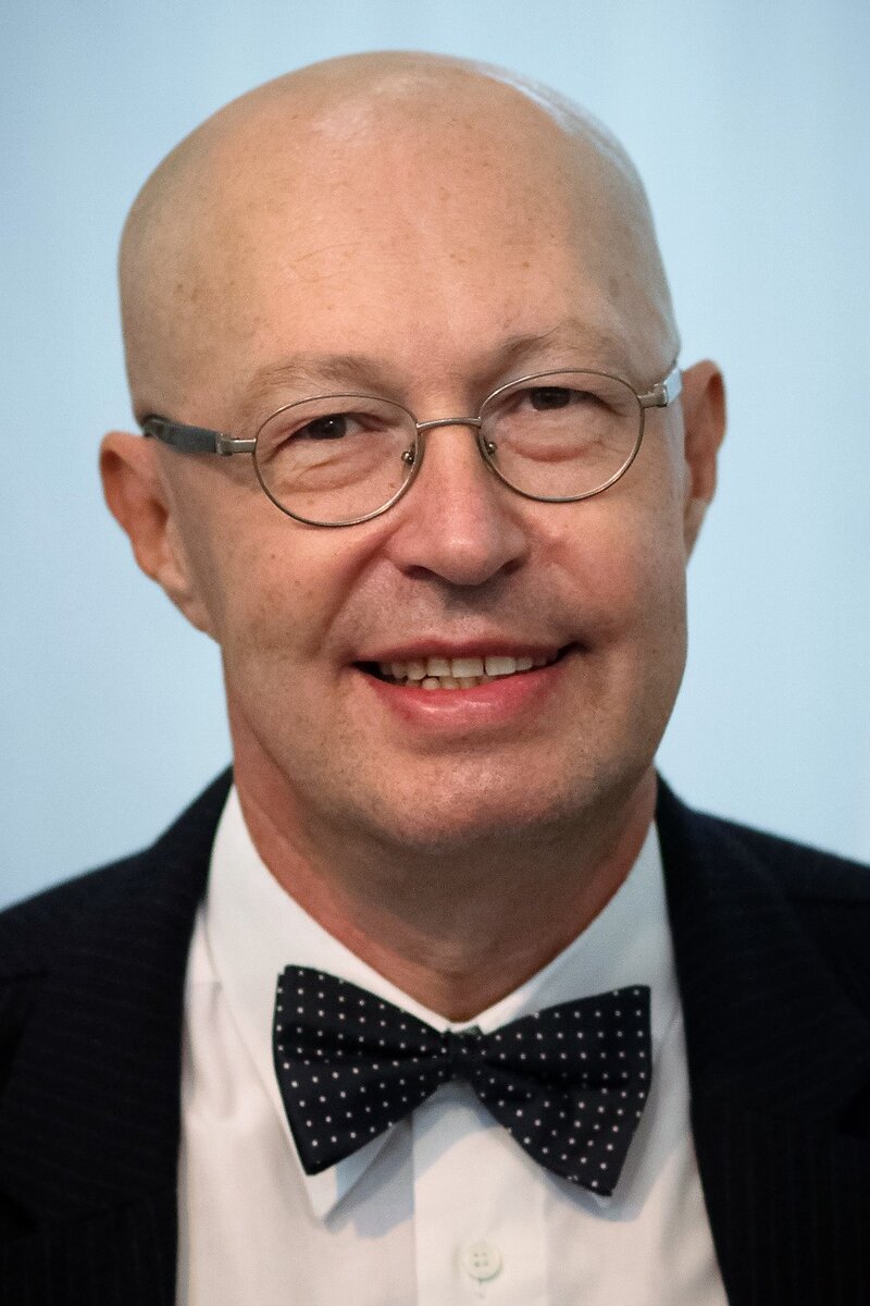 https://ru.wikipedia.org/wiki/Соловей,_Валерий_Дмитриевич