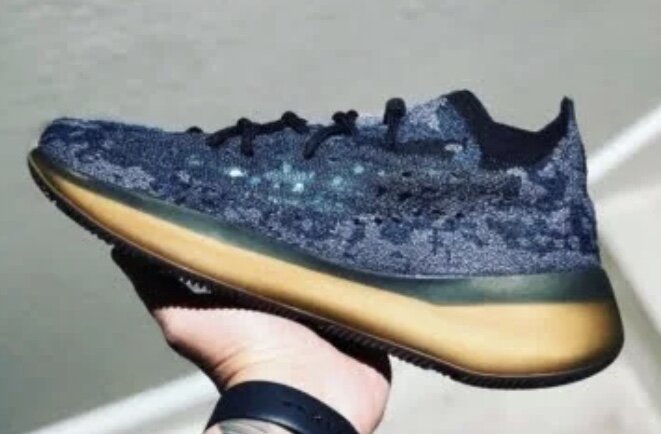 adidas Yeezy Boost 380 «Covellite»
15 марта
$ 230