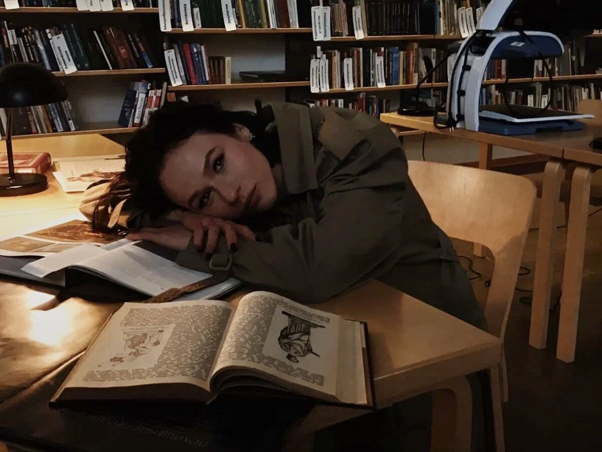 Катя Iowa на съёмках клипа «Возьми на радость» 