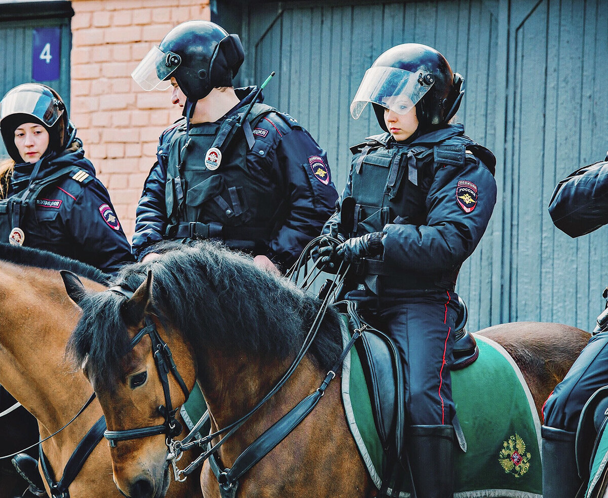 конная полиция в москве