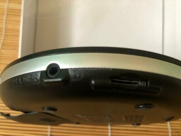 Слот для карты памяти