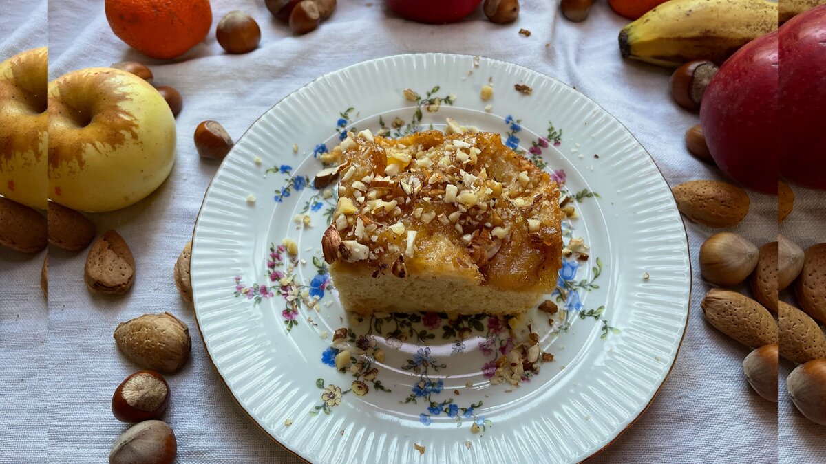 Шарлотка с цельнозерновой мукой и яблоками