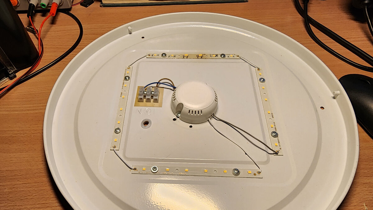 Люстра в разборе