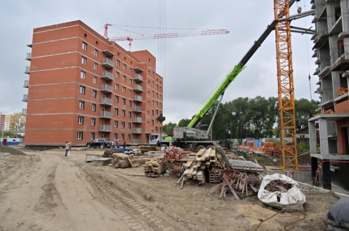    В Хабаровске продолжают строить жилье для переселения из аварийных домов