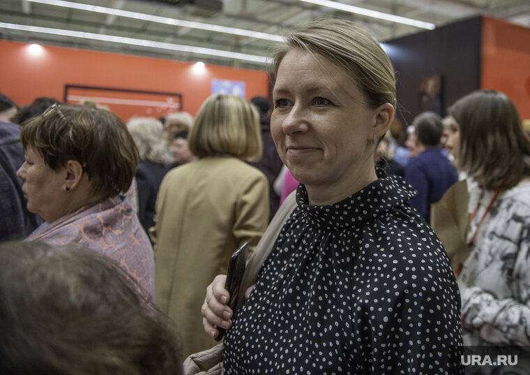    Алла Платонова нашла решение кадровой проблемы в театрах