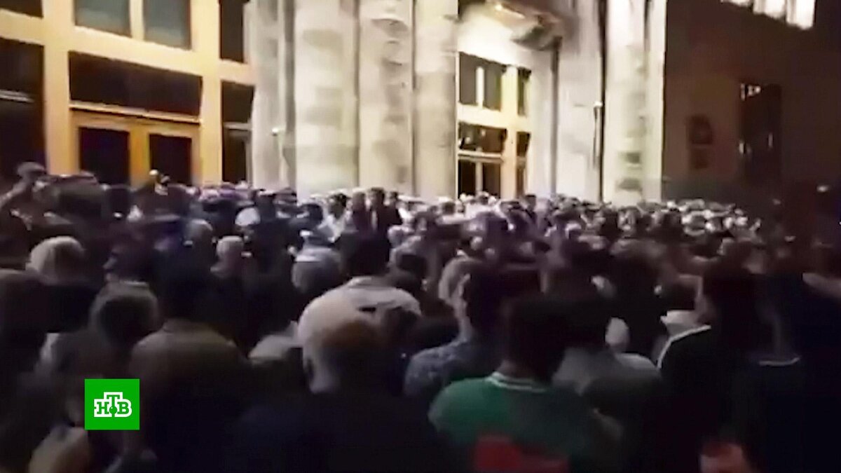    Эскалация в Нагорном Карабахе: российские миротворцы круглосуточно мониторят ситуацию