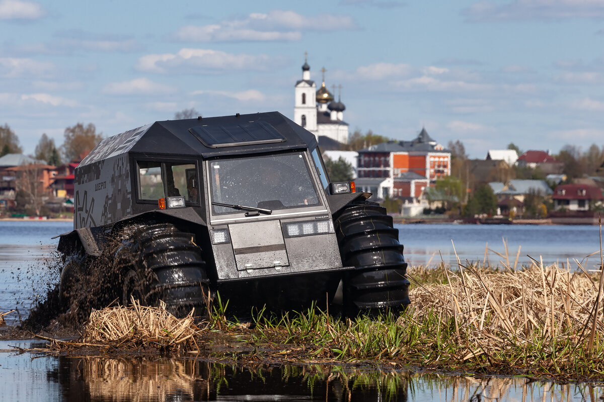 Везедеход SHERP PRO на Волге
