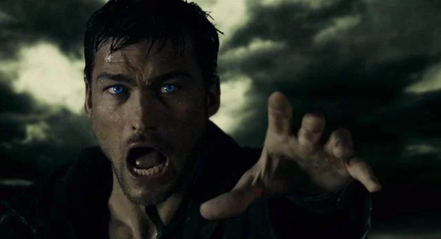 Энди Уитфилд в фильме «Ангел света». Кадр из фильма 