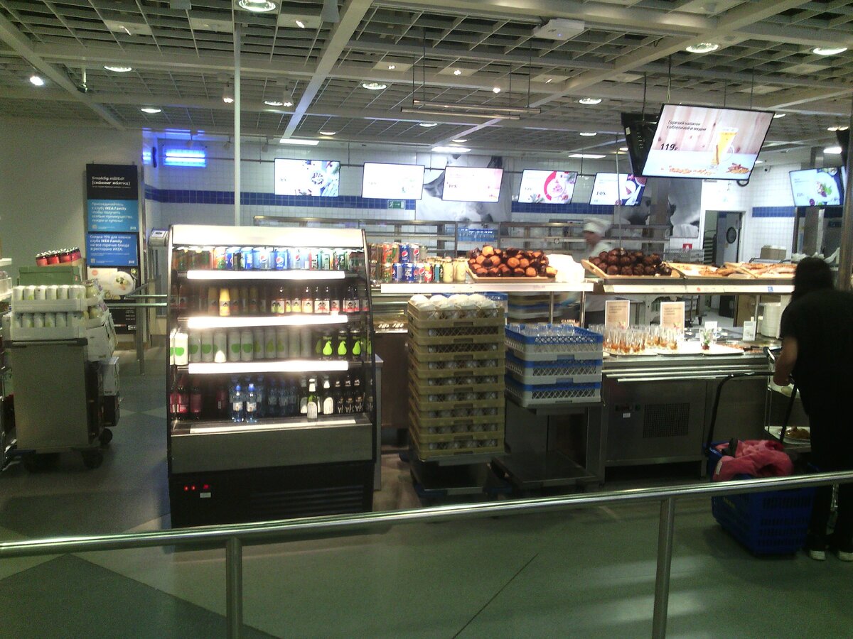 Ресторан "Икеа", гипермаркет "Икеа" в Химках. Фото Артюхова Д.