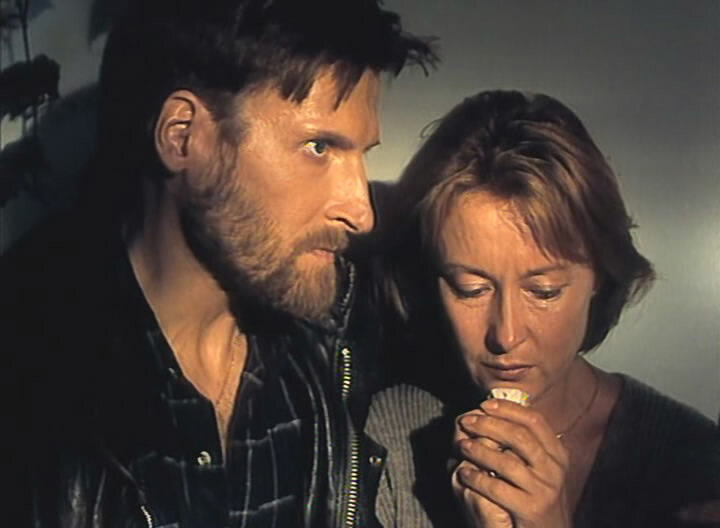 Кадр из фильма "Любить по-русски"