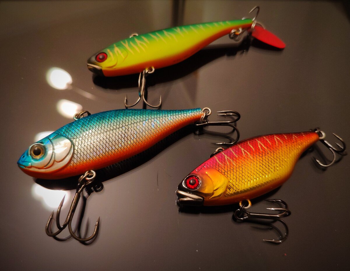 Чем отличается раттлин от виба. Раттлин madness shiriten vibe 93. Раттлин maria mar amigo. Воблер madness shiriten vibe 73. Чем отличается раттлин от виба.