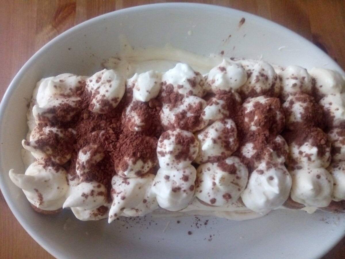 Крем на основе маскарпоне.