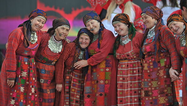 Бурановские бабушки – фольклорный коллектив из Удмуртии, заняли второе место на Евровидении – 2012. Фото ria.ru