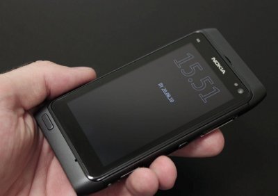 На AMOLED экране в ожидании показывается время без ущерба для батареи    f.ua