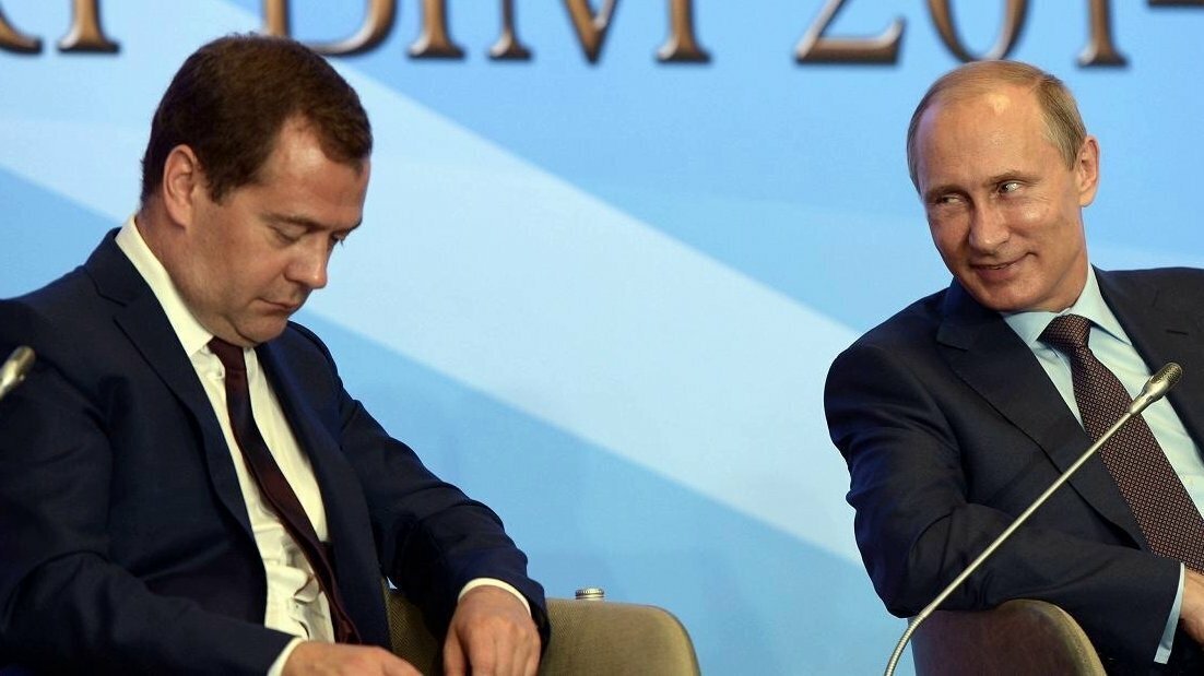 Как говорят студенты, я не сплю, я медленно моргаю