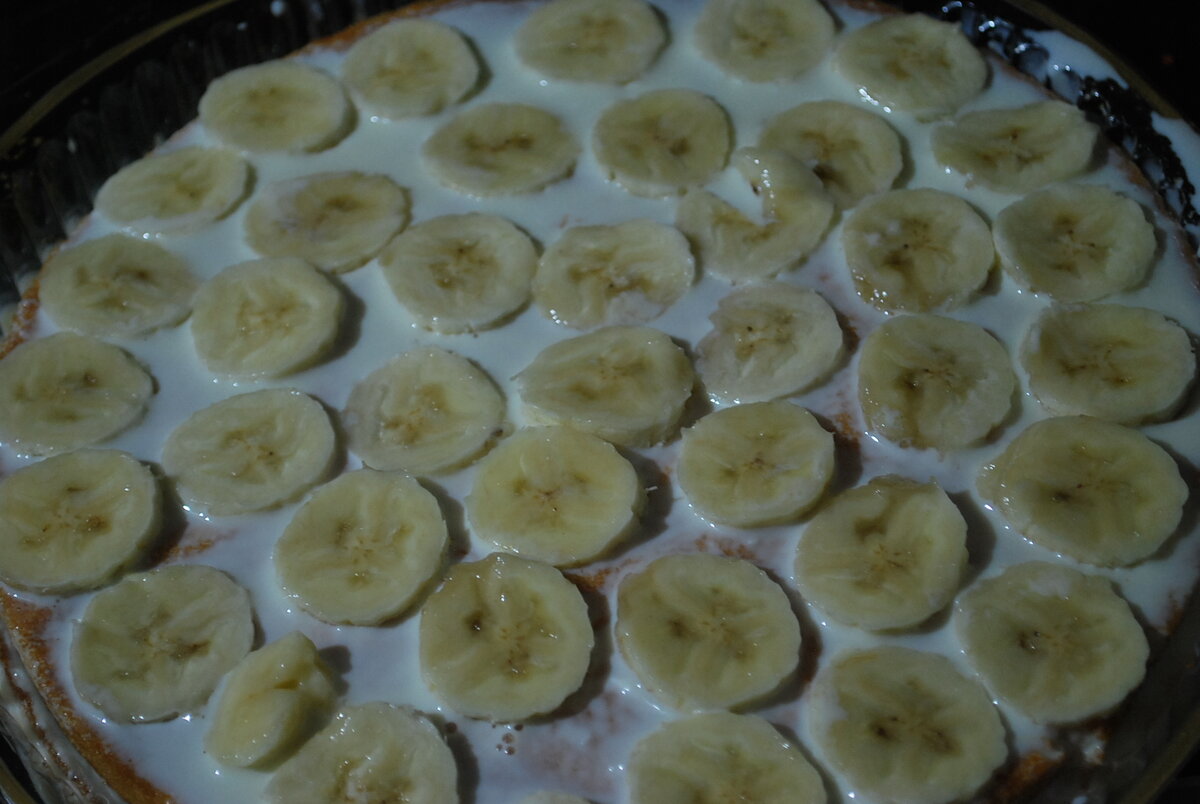 Сметанный торт с бананми