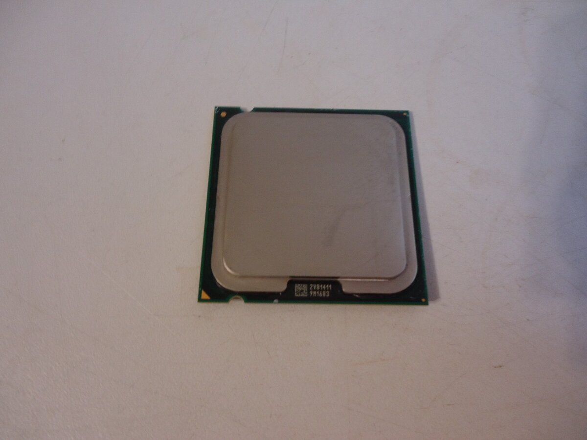 Процессор Intel Core 2 Duo.