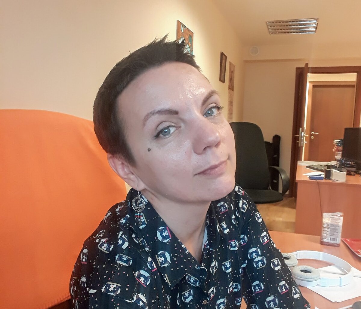 Не уверена, что буду отращивать длинные волосы, пока мне и так хорошо:) 
