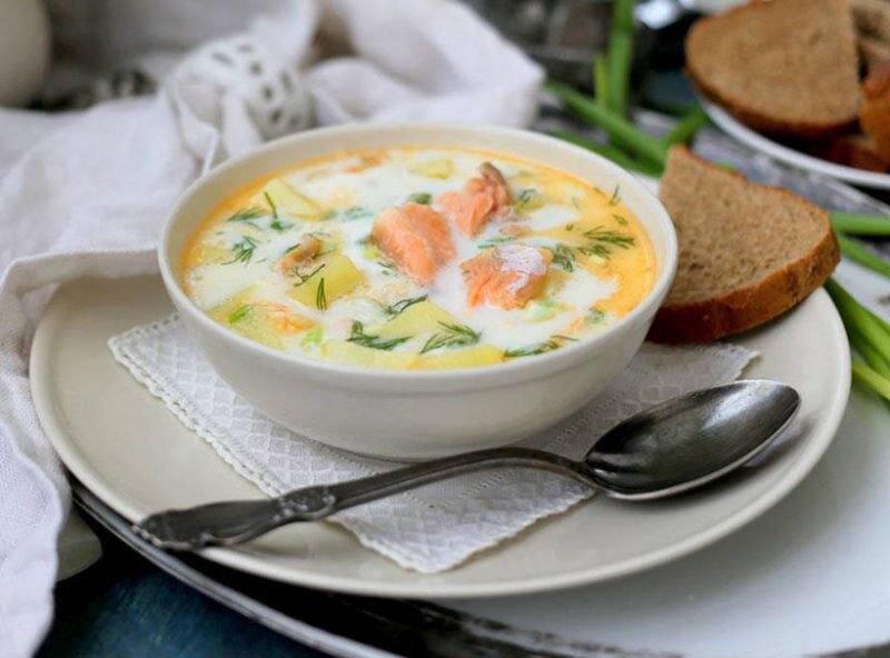 Вкуснейший рыбный суп на обед!