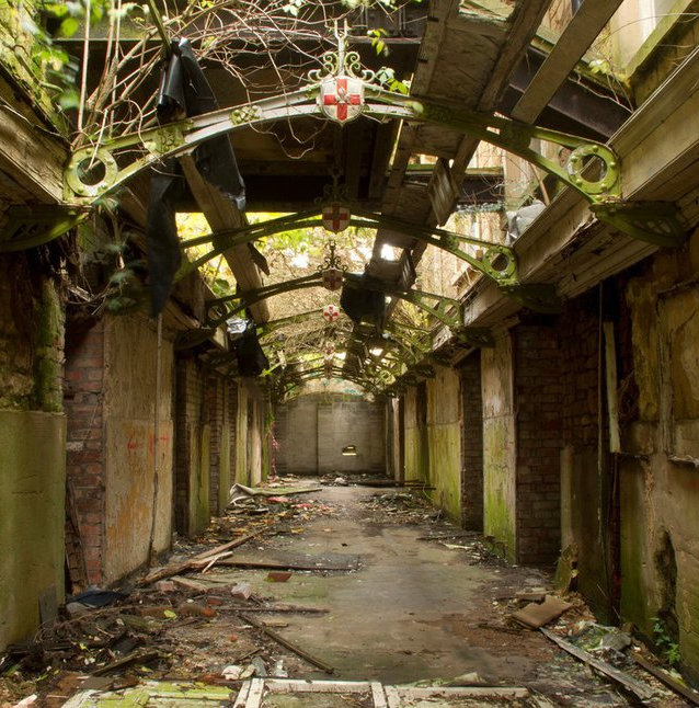 заброшенные коридоры