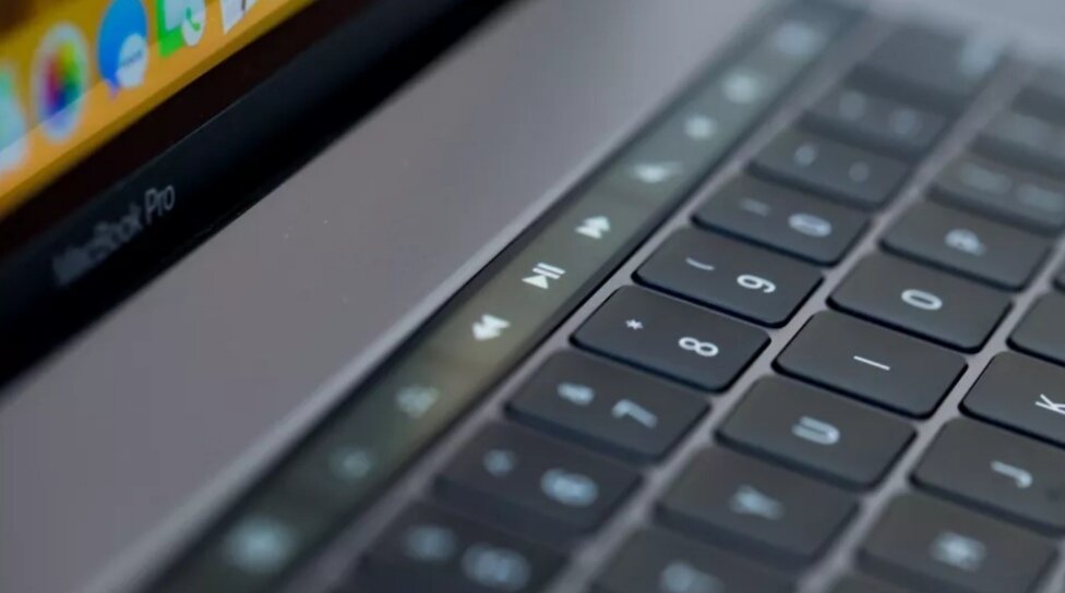 Аналитики утверждают, что новый 14,1-дюймовый MacBook Pro от Apple будет оснащен мини-светодиодным дисплеем.