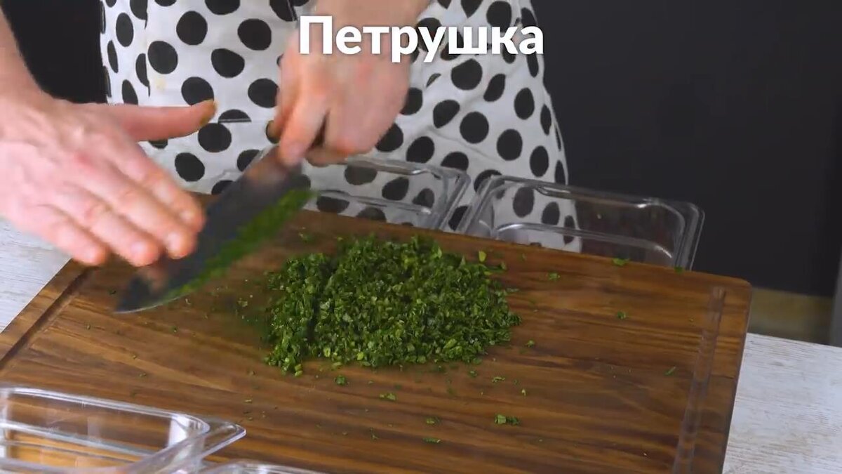 Мясной пирог "Пасхальное яйцо".