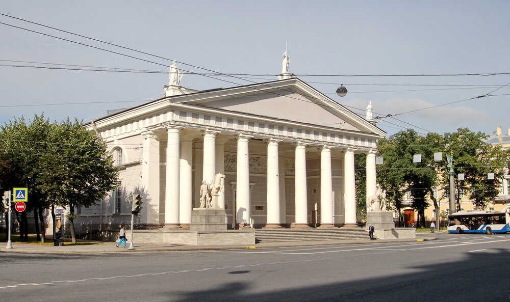 Манеж спб фото