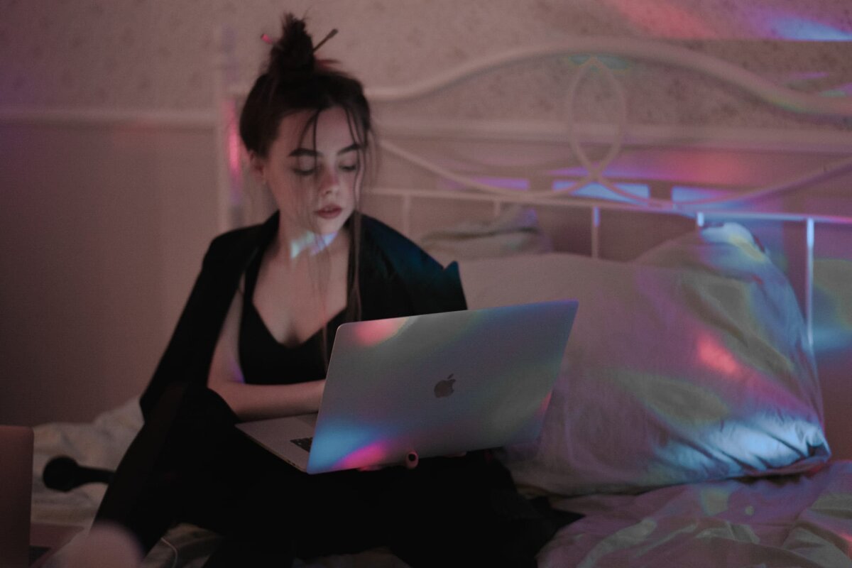 Работаю, когда захочу:)