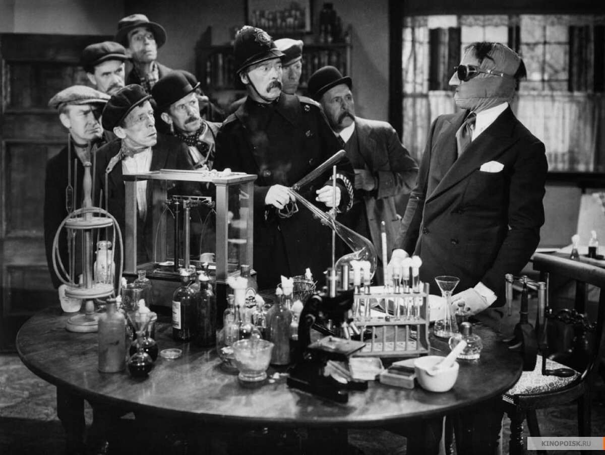 Кадр из фильма Человек Невидимка 1933