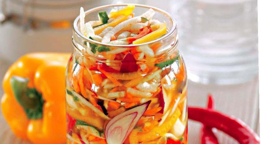 https://www.gastronom.ru/recipe/25471/marinovannye-ovoshchi-v-aziatskom-stile
