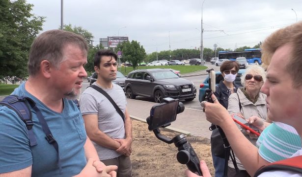 Интервью активистов о ситуации вокруг строительства Юго-Восточной хорды. Источник: YouTube-канал proizvolvlastei 