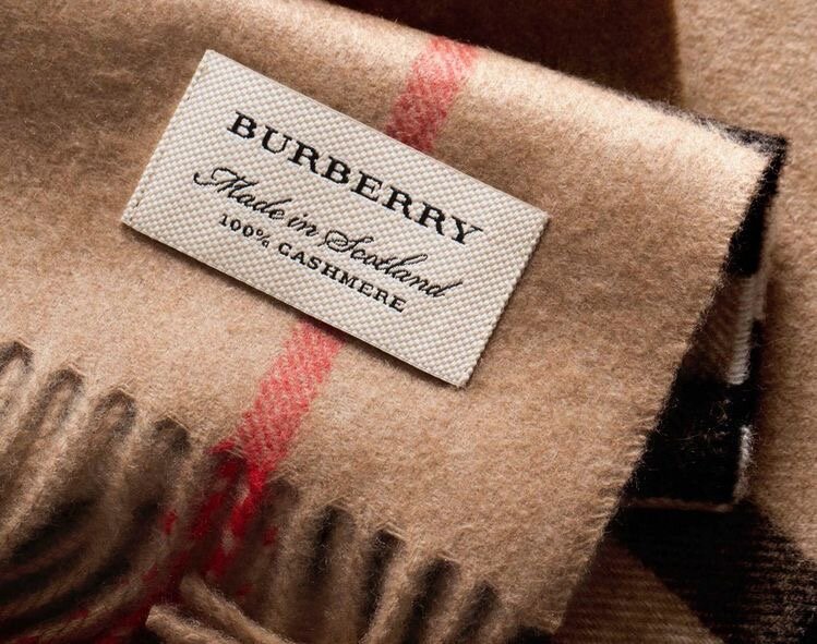 Фирма burberry. Burberry. Берберри бренд. Burberry бирки. Burberry шарф этикетка.