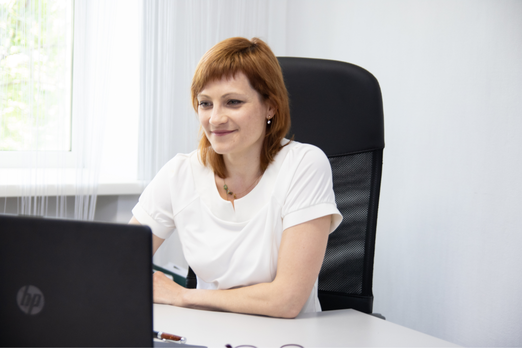 Фото для главной страницы - на ней офер и лид-магнит с формой сбора заявок