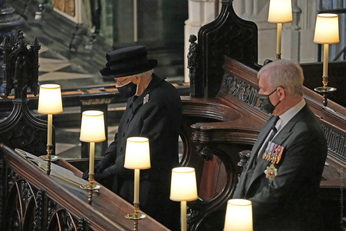 Похоронила двух мужей. Похороны герцога Эдинбургского Филиппа.